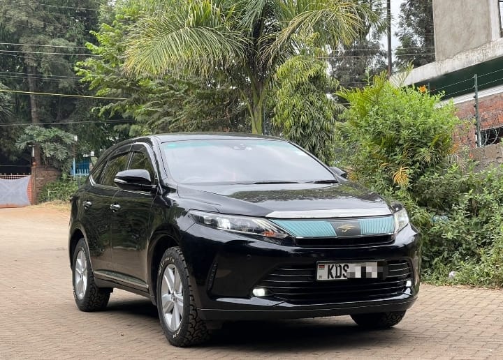 Toyota Harrier-New at Venuz Motor on MobileUza