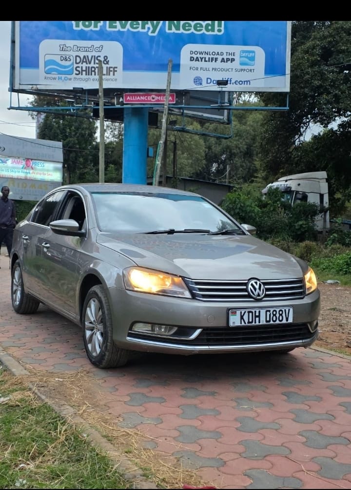 VWP at Venuz Motor on MobileUza