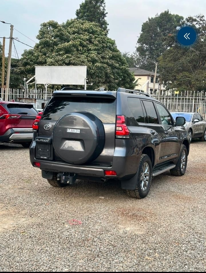 Toyota Prado TX at Venuz Motor on MobileUza