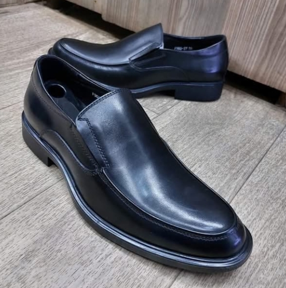 Official genuine leather shoes
