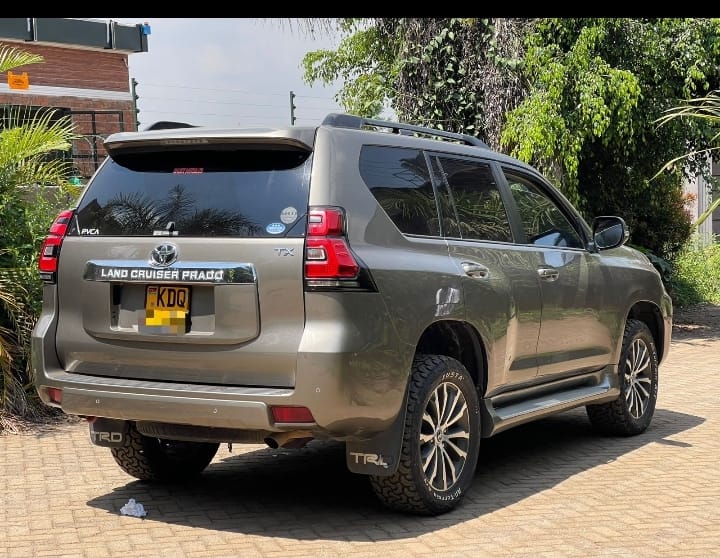 Toyota Prado TX at Venuz Motor on MobileUza