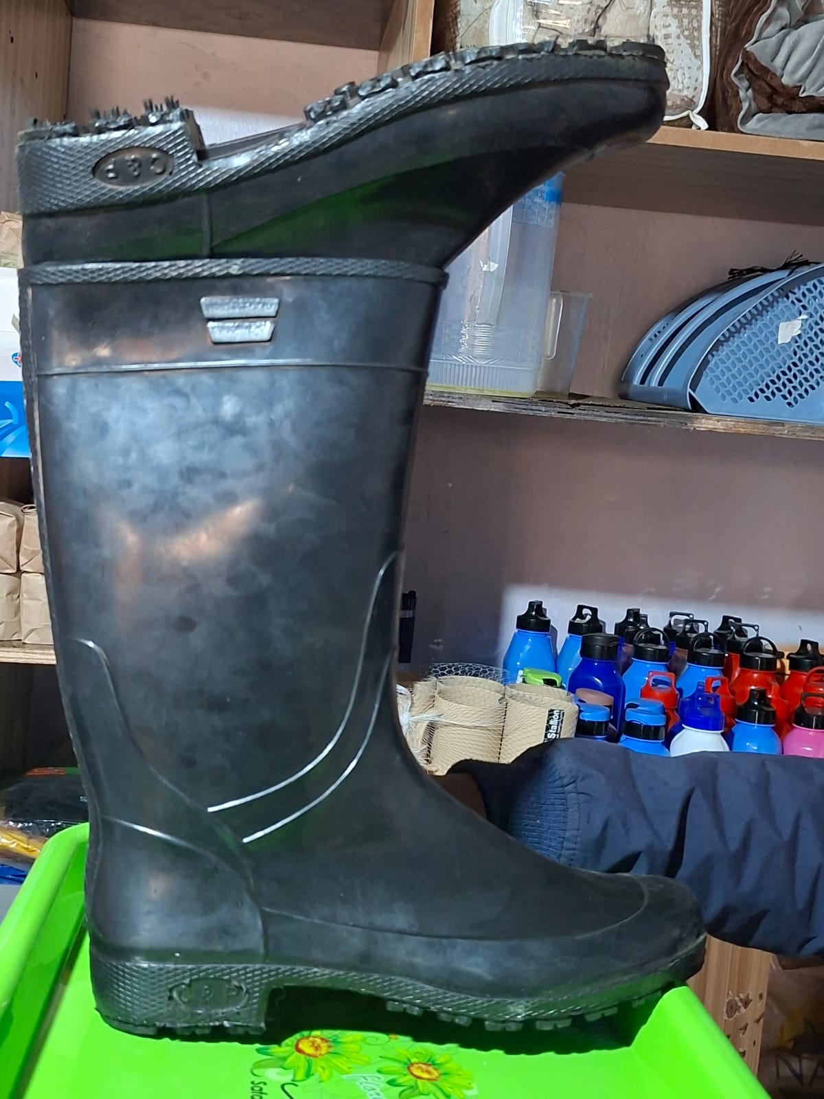 Gumboots big on MobileUza