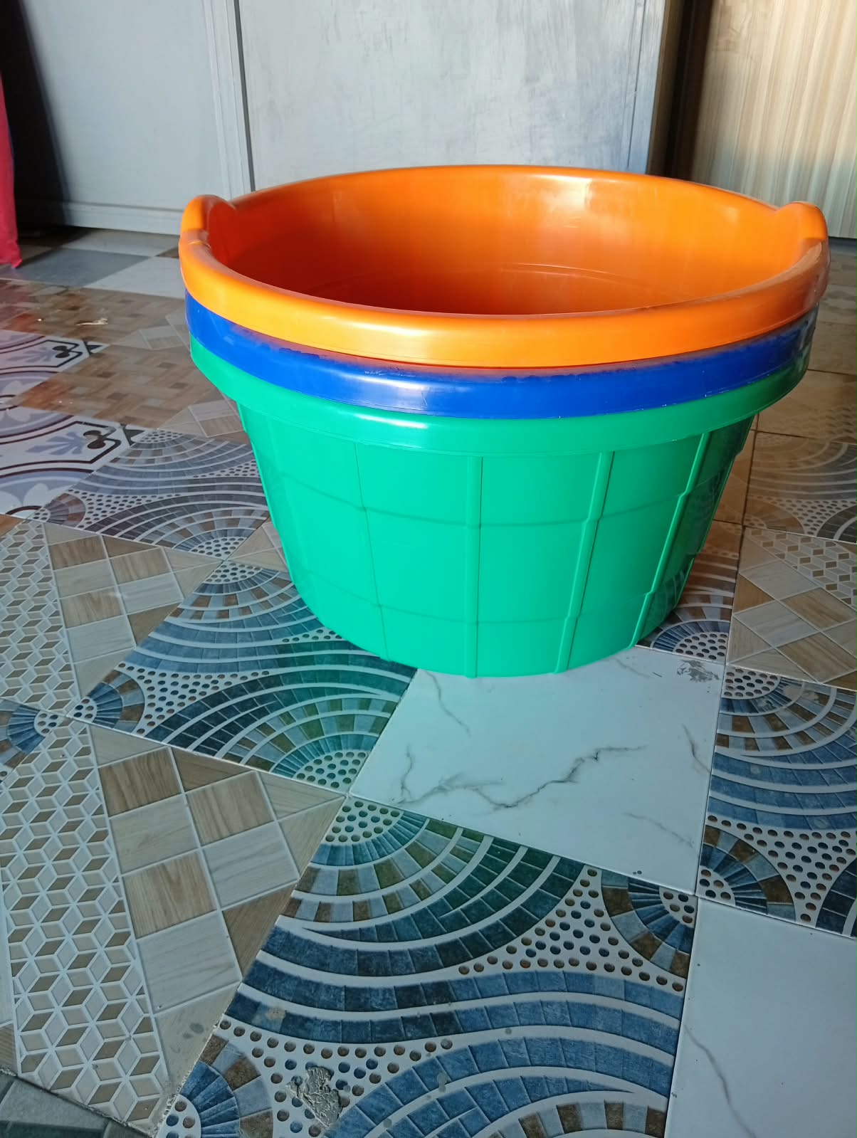 Maxi  Basin 607
